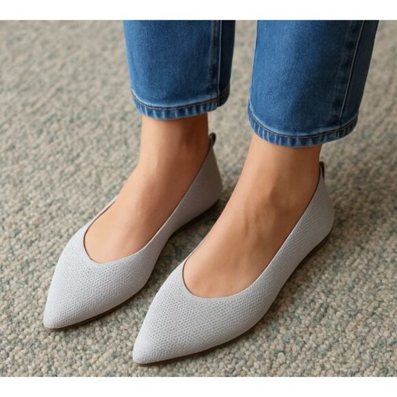 Everlane Day Glove ReKnit Flats Women’s Size 8 Light Gray Knit Pointed Toe Shoes - Picture 1 of 12